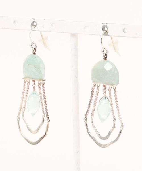 A.en(エイエン )の「【CHAN LUU】SILVER LAYERED EARRINGS(ピアス(両耳用)・レディース・ライトブルー・ONE SIZE)」の1枚目の写真