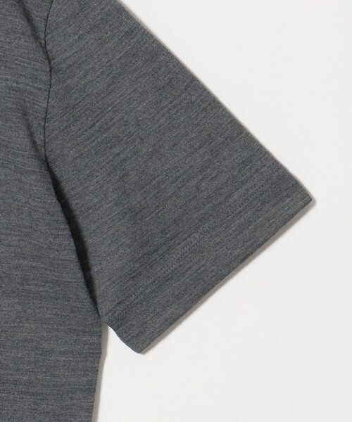 SLOANE(スローン)の「【一部別注】<SLOANE>クルーネック Tシャツ(ニット/セーター・レディース・グレー系/オフホワイト・1)」の5枚目の写真