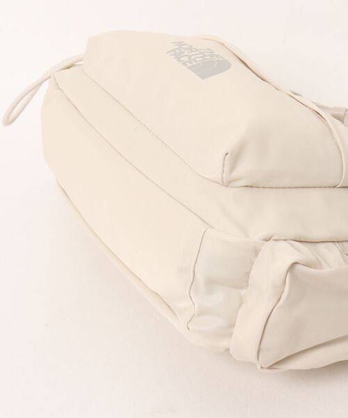 THE NORTH FACE(ザノースフェイス)の「THE NORTH FACE(ザ・ノースフェイス)/2WAY 軽量 ミニショルダー ハンドバッグ ホーボーバッグ/BONNEY HOBO BAG MINI(ショルダーバッグ・レディース・ブルー/グレー/ブラック/クリーム・FREE)」の10枚目の写真