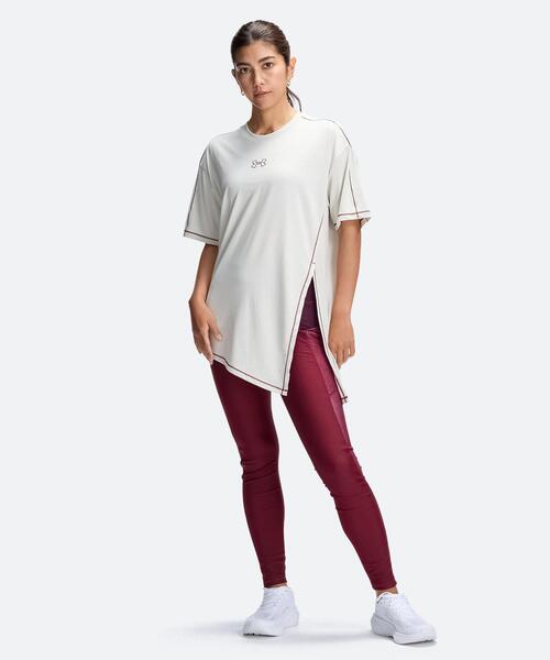 UNDER ARMOUR(アンダーアーマー)の「UAテック オーバーサイズド タイド アップ ショートスリーブ Tシャツ(トレーニング/レディース)(Tシャツ/カットソー・レディース・オフホワイト・L/XL/M/S)」の3枚目の写真