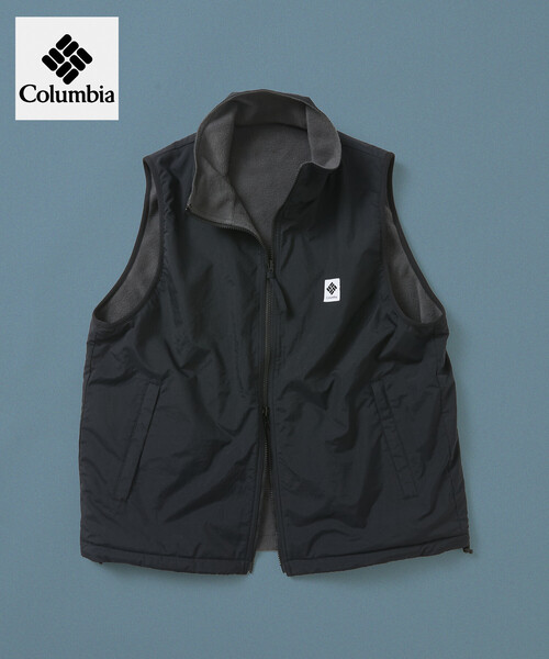 Columbia(コロンビア)の「限定展開 Columbia×FREAK'S STORE 別注 インペリアルパーク ワンポイントロゴ リバーシブル ベスト(ブルゾン・メンズ・ブラック/チャコールグレー/ベージュ・MEDIUM/LARGE/X-LARGE/SMALL)」の4枚目の写真