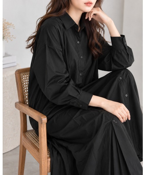 FAZVY(ファズビー)の「後ろ姿までドラマティック バックプリーツロングシャツ(ワンピース・レディース・グレー/ブラック/ホワイト・L/M)」の10枚目の写真