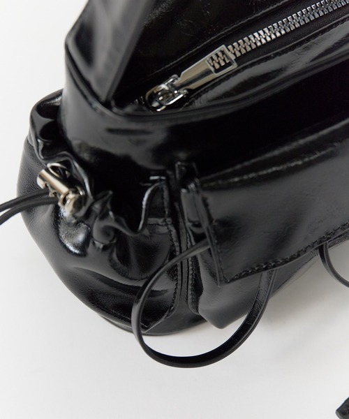 Chick(チック)の「Korean Style Pocket Shoulder Bag / 韓国スタイル ポケット ショルダーバッグ 夏物 夏服(ショルダーバッグ・レディース・ブラック・FREE)」の6枚目の写真