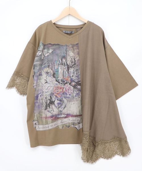 iS ScoLar（イズスカラー）の「563212：ダークファンタジー柄×レース切替プルオーバー（Tシャツ/カットソー・レディース・ブラウン/ブラック/アイボリー・M）」の3枚目の写真