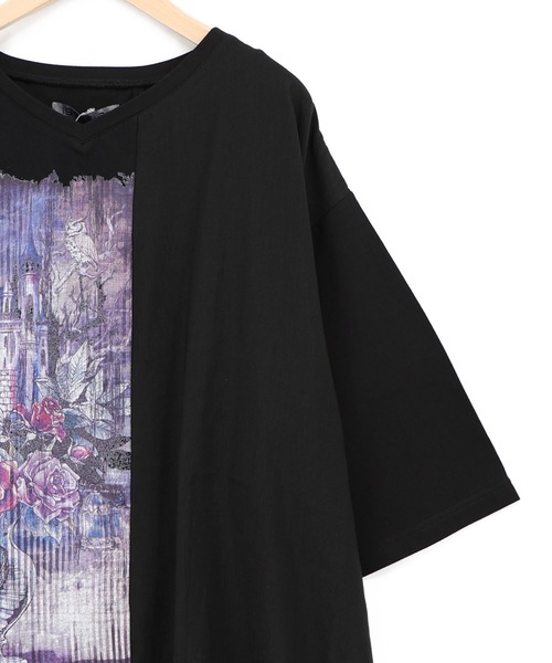 iS ScoLar（イズスカラー）の「563212：ダークファンタジー柄×レース切替プルオーバー（Tシャツ/カットソー・レディース・ブラウン/ブラック/アイボリー・M）」の4枚目の写真