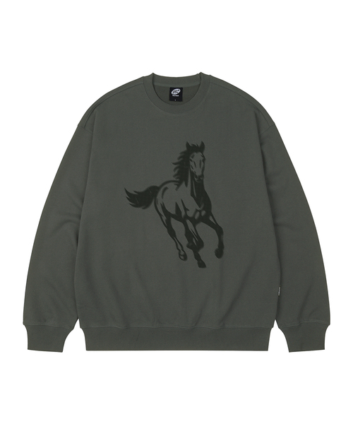 WILDROCK（ワイルドロック）の「ランニングホース オーバーサイズ スウェット_9 COL（スウェット・メンズ・ブラック/ベージュ/ネイビー/ブラウン/ピンク/ブルー/アイボリー/ダークグレー/チャコール・SMALL/MEDIUM/LARGE）」の4枚目の写真