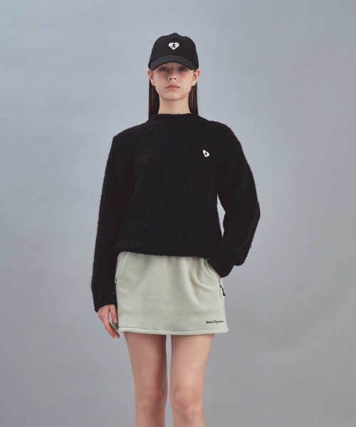 Rest&Recreation(レストアンドレクリエーション)の「HEART LOGO WOOL KNIT TOP - BLACK(ニット/セーター・レディース・その他・ONE SIZE)」の4枚目の写真