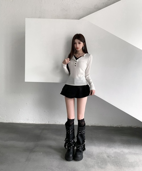 VEILA(ヴェイラ)の「レイヤードヘンリーネックニット(ニット/セーター・レディース・ホワイト/ブラック/グレー・S/M/L)」の10枚目の写真