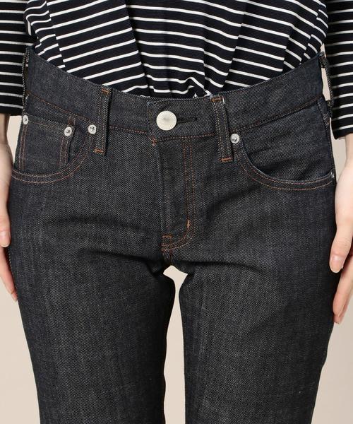 RED CARD TOKYO(レッドカード)の「<RED CARD >Anniversary RINSE デニムパンツ◆(デニムパンツ・レディース・ネイビー・23/24/25)」の10枚目の写真
