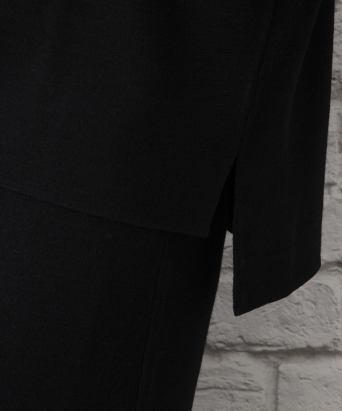 LEPSIM(レプシィム)の「12Gニットセットアップ 748947(ワンピース・レディース・ブラック/グリーン・LARGE/MEDIUM)」の16枚目の写真