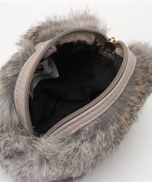 ACCOMMODE（アコモデ）の「モンスターファーミニポーチ（ポーチ・レディース・アイボリー/ブラック/ベージュ/グリーン/ライトグリーン/ピンク/レッド/グレー/ブルー/コーラルピンク・FREE）」の17枚目の写真