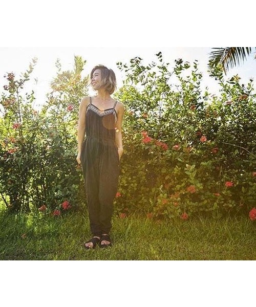 ROXY(ロキシー)の「CELESTIAL SUN SOLID(サロペット/オーバーオール・レディース・ブラック・LARGE/SMALL/MEDIUM)」の11枚目の写真