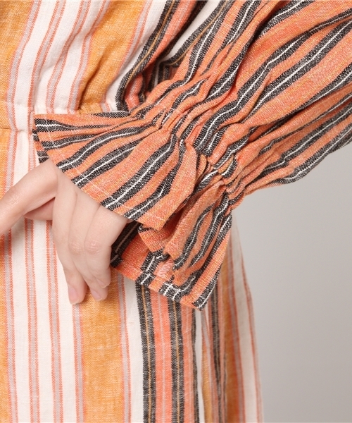 SLY（スライ）の「HAVANA STRIPE VOLUME SLEEVE OP（ワンピース・レディース・オレンジ・1/2）」の6枚目の写真