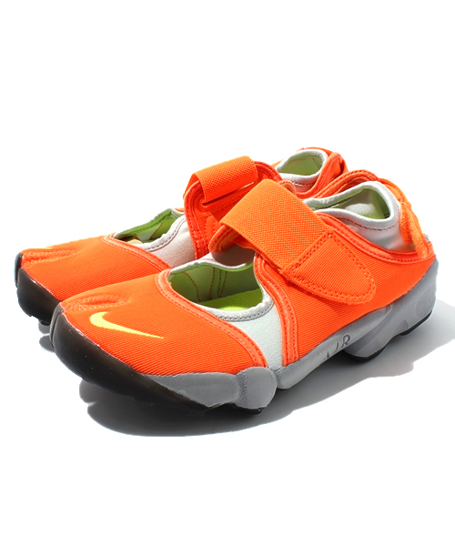 NIKE エアリフト　オレンジ　　20cm NIKE エアリフト オレンジ 20cm - メルカリ
