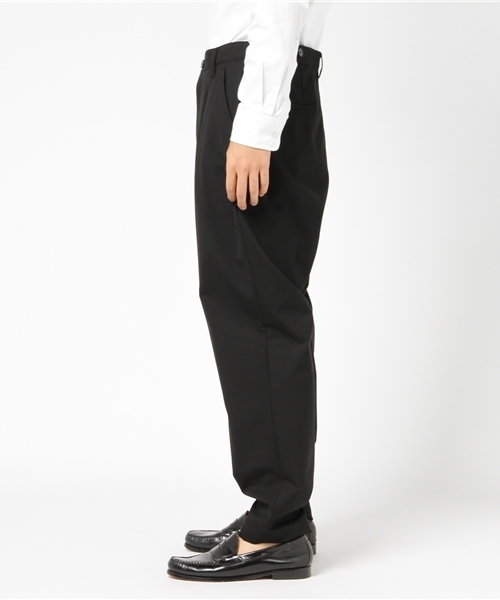 UNITED TOKYO（ユナイテッドトウキョウ）の「ワイドテーパードパンツ（その他パンツ・メンズ・カーキ/グレー/ブラック/ベージュ/ネイビー・3/1/2）」の12枚目の写真