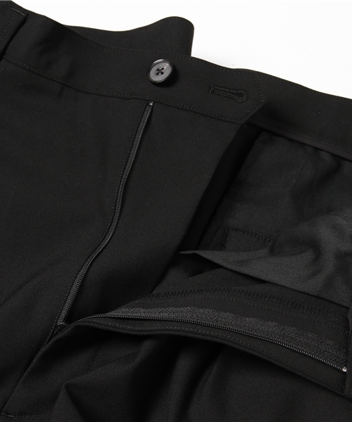 UNITED TOKYO（ユナイテッドトウキョウ）の「ワイドテーパードパンツ（その他パンツ・メンズ・カーキ/グレー/ブラック/ベージュ/ネイビー・3/1/2）」の10枚目の写真