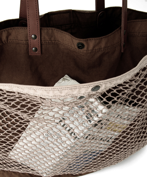 VAINL ARCHIVE（ヴァイナルアーカイブ）の「VAINL ARCHIVE×PORTER TOTE BAG（トートバッグ・メンズ・ブラウン/ネイビー・ONE SIZE）」の9枚目の写真