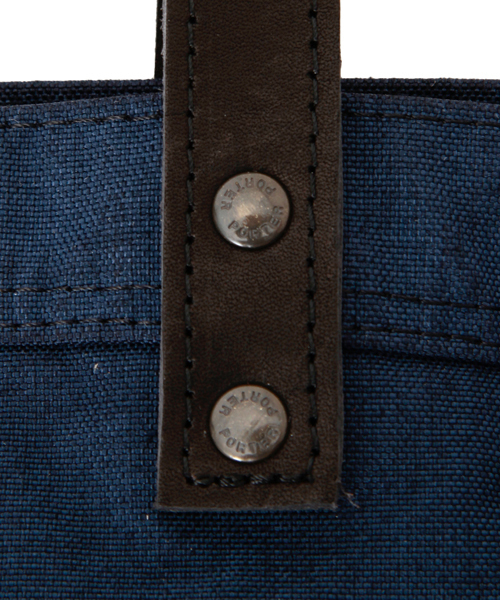 VAINL ARCHIVE（ヴァイナルアーカイブ）の「VAINL ARCHIVE×PORTER TOTE BAG（トートバッグ・メンズ・ブラウン/ネイビー・ONE SIZE）」の13枚目の写真