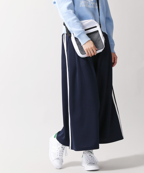 WEGO(ウィゴー)の「WEGO/サイドラインガウチョパンツ(その他パンツ・レディース・ブラック/レッド/ネイビー・FREE)」の11枚目の写真