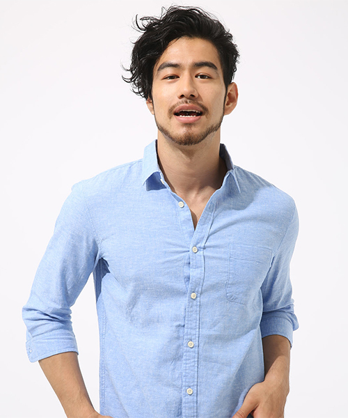 AZUL by moussy（アズールバイマウジー）の「リネンコットン七分袖シャツ（シャツ/ブラウス・メンズ・サックスブルー/オフホワイト/ネイビー/ライトカーキ/ライトブラック/ライトピンク・MEDIUM/SMALL/LARGE/X-SMALL/X-LARGE）」の5枚目の写真