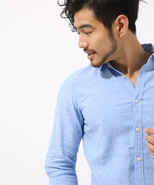 AZUL by moussy（アズールバイマウジー）の「リネンコットン七分袖シャツ（シャツ/ブラウス・メンズ・サックスブルー/オフホワイト/ネイビー/ライトカーキ/ライトブラック/ライトピンク・MEDIUM/SMALL/LARGE/X-SMALL/X-LARGE）」の9枚目の写真