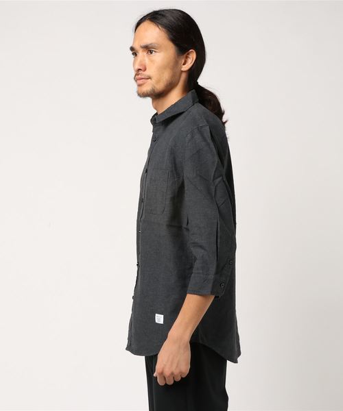 AZUL by moussy（アズールバイマウジー）の「リネンコットン七分袖シャツ（シャツ/ブラウス・メンズ・サックスブルー/オフホワイト/ネイビー/ライトカーキ/ライトブラック/ライトピンク・MEDIUM/SMALL/LARGE/X-SMALL/X-LARGE）」の7枚目の写真