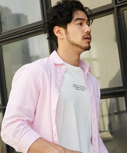 AZUL by moussy（アズールバイマウジー）の「リネンコットン七分袖シャツ（シャツ/ブラウス・メンズ・サックスブルー/オフホワイト/ネイビー/ライトカーキ/ライトブラック/ライトピンク・MEDIUM/SMALL/LARGE/X-SMALL/X-LARGE）」の6枚目の写真