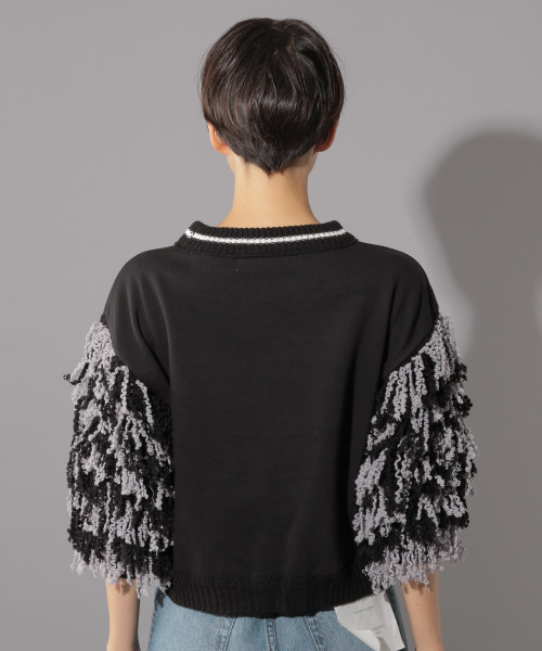 PAGEBOY(ページボーイ)の「スパイラルスリーブプルオーバー(スウェット・レディース・ブラック/オフホワイト/ボルドー・FREE)」の11枚目の写真