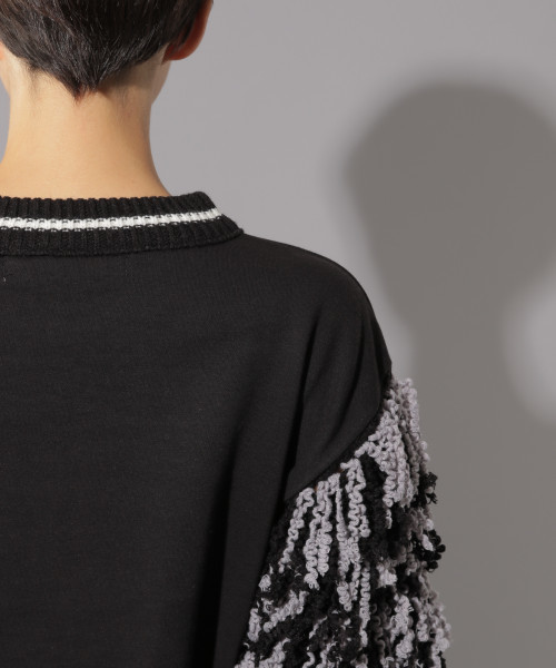 PAGEBOY(ページボーイ)の「スパイラルスリーブプルオーバー(スウェット・レディース・ブラック/オフホワイト/ボルドー・FREE)」の16枚目の写真