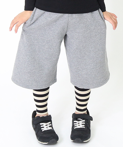 devirock（デビロック）の「全15色 天使のレギンス 10分丈（レギンス/スパッツ・キッズ・マスタード/ホワイト系その他/ブラック系その他/ブラック系その他2/ブラック系その他3/杢グレー/ダークネイビー/ホワイト/ブルー系その他/パープル系その他/ワイン/ブラック/ヘザーチャコール/スモークピンク/カーキ・160cm/150cm/140cm/130cm/120cm/110cm/100cm/90cm/80ｃｍ）」の5枚目の写真