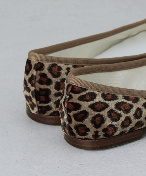 Repetto（レペット）の「＜repetto＞LEOPARD PRINT CENDRILLON/シューズ（バレエシューズ・レディース・ブラウン・37/38）」の3枚目の写真