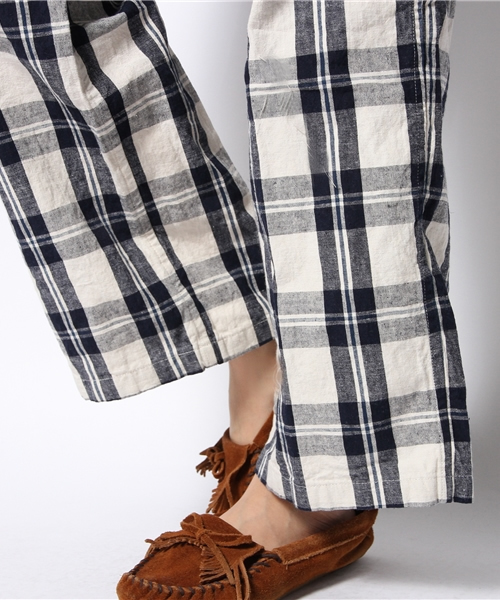 BEAMS BOY(ビームスボーイ)の「○BEAMS BOY / 綿麻 チェック オールインワン(つなぎ/オールインワン・レディース・ナチュラル/ネイビー・ONE SIZE)」の12枚目の写真