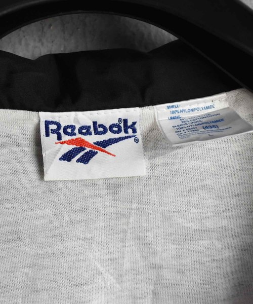 Reebok（リーボック）の「【ヴィンテージ古着】Reebok/リーボック フルジップジャケット（ナイロンジャケット・メンズ・ブラック・MEDIUM）」の4枚目の写真