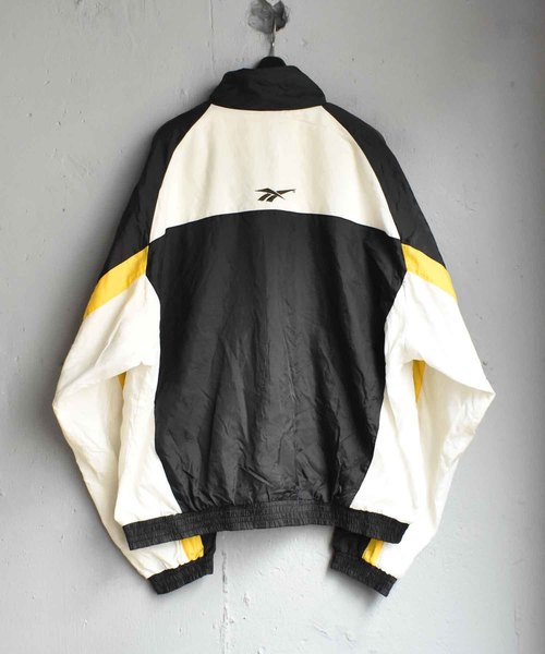 Reebok（リーボック）の「【ヴィンテージ古着】Reebok/リーボック フルジップジャケット（ナイロンジャケット・メンズ・ブラック・MEDIUM）」の6枚目の写真