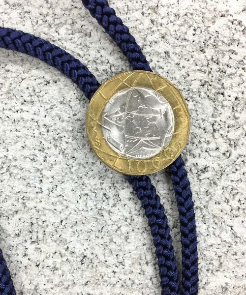 Pledge（プレッジ）の「【Ky】【Pledge（プレッジ）】イタリアコインループタイ（ネックレス・メンズ・ブラック/ブラウン/ベージュ/グリーン/ネイビー/ワインレッド/ブラック系その他/ブルー系その他/ブラウン系その他/ワイン系・FREE）」の14枚目の写真