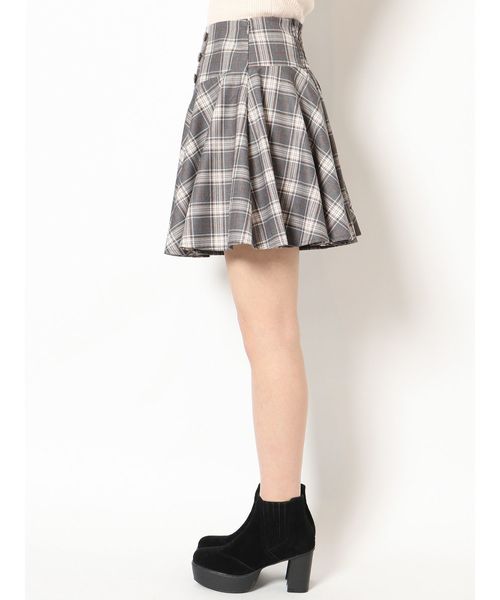 dazzlin(ダズリン)の「スクールチェックフレアショートパンツ(その他パンツ・レディース・ベージュ/グレー・SMALL/MEDIUM)」の12枚目の写真