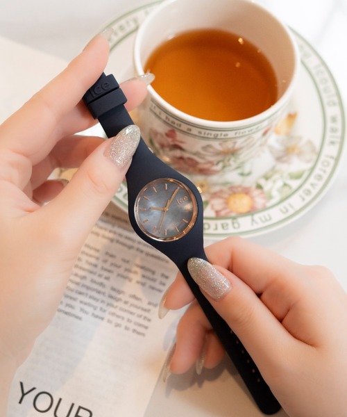 ICE WATCH(アイスウォッチ)の「「Ice-Watch アイスウォッチ」【ブランド累計54万本突破】 ICE pearl アイスパール スモール サイズ 3Hands(アナログ腕時計・レディース・ホワイト/ネイビー/グレー/ピンク/ホワイト×ピンク・SMALL/MEDIUM/X-SMALL)」の19枚目の写真