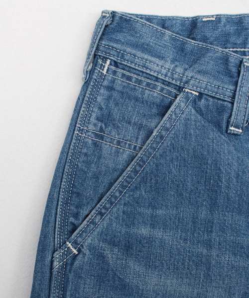 BEAUTY&YOUTH UNITED ARROWS(ビューティーアンドユースユナイテッドアローズ)の「BYBC∵ LEE別注ペインターパンツ(デニムパンツ・レディース・ホワイト/ネイビー・MEDIUM/SMALL)」の8枚目の写真