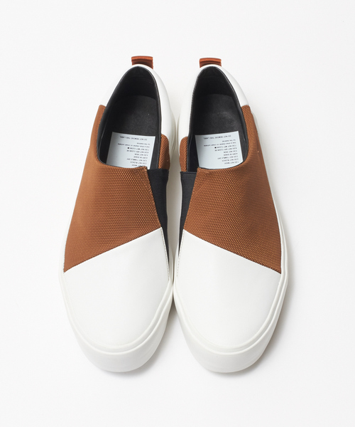 alfredoBANNISTER（アルフレッドバニスター）の「切替ゴアスリッポン（スリッポン・メンズ・ブラック/ネイビー/ブラウン・40/41/42/43）」の3枚目の写真