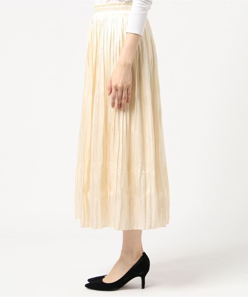 WEGO（ウィゴー）の「WEGO/ミルキーサテンプリーツロングスカート（スカート・レディース・アイボリー/ライトピンク/ライトパープル/グリーン系その他・FREE）」の15枚目の写真