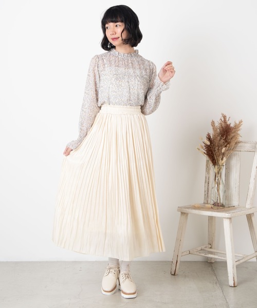 WEGO（ウィゴー）の「WEGO/ミルキーサテンプリーツロングスカート（スカート・レディース・アイボリー/ライトピンク/ライトパープル/グリーン系その他・FREE）」の19枚目の写真