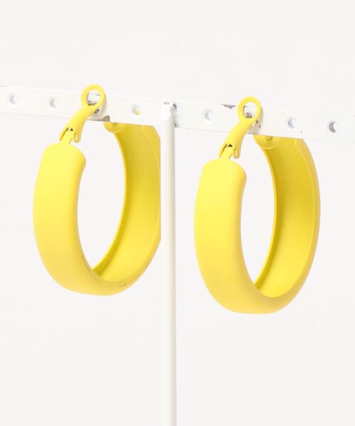Fun & Daily（ファンアンドデイリー）の「F&D : マットカラーフープピアス（ピアス（両耳用）・レディース・イエロー/オレンジ/グリーン/ブルー/ピンク/レッド/パープル/フューシャピンク・FREE）」の9枚目の写真