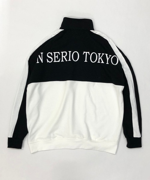 En serio TOKYO(エンソリオトーキョー)の「TCライト裏毛 / バイカラー 切替 / スタンド ハーフジップ ビッグシルエット トレーナー(スウェット・メンズ・ホワイト/ブラック・M/L)」の4枚目の写真
