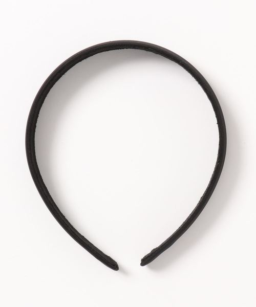 flower（フラワー）の「シルキーヘアバンド 2（カチューシャ・レディース・ブラック/ベージュ/アイボリー・FREE）」の5枚目の写真