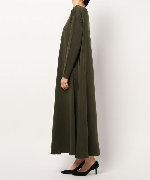 KOBE LETTUCE(コウベレタス)の「ロングスリーブカットソーAラインフレアワンピース(ワンピース・レディース・モカ/カーキ/ブラウン系その他/ブラック系その他・M/L/S)」の6枚目の写真