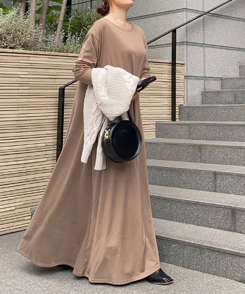 KOBE LETTUCE(コウベレタス)の「ロングスリーブカットソーAラインフレアワンピース(ワンピース・レディース・モカ/カーキ/ブラウン系その他/ブラック系その他・M/L/S)」の21枚目の写真