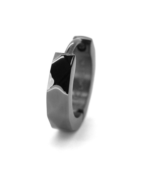 LHME（エルエイチエムイー）の「【LHME】WEB限定 フープピアス 2EA001A0BK（ピアス（片耳用）・メンズ・ブラック・FREE）」の2枚目の写真