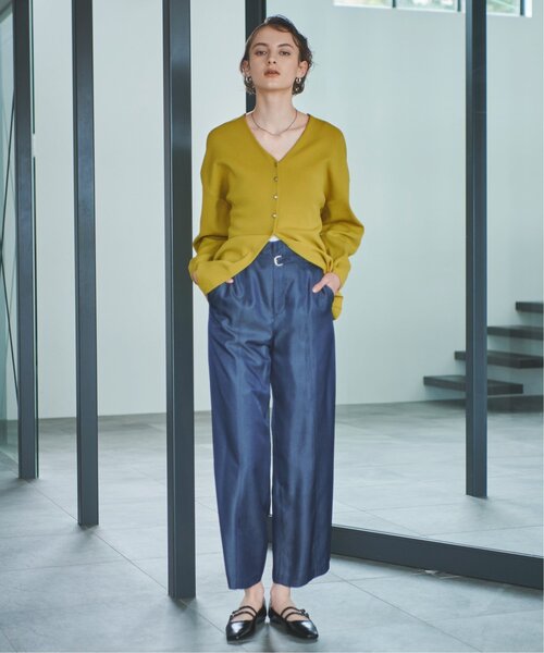 EMMA LIMBER(エマリンバー)の「Vneck Slit Cardigan(カーディガン/ボレロ・レディース・ライトカーキ/ブラウン・FREE)」の4枚目の写真
