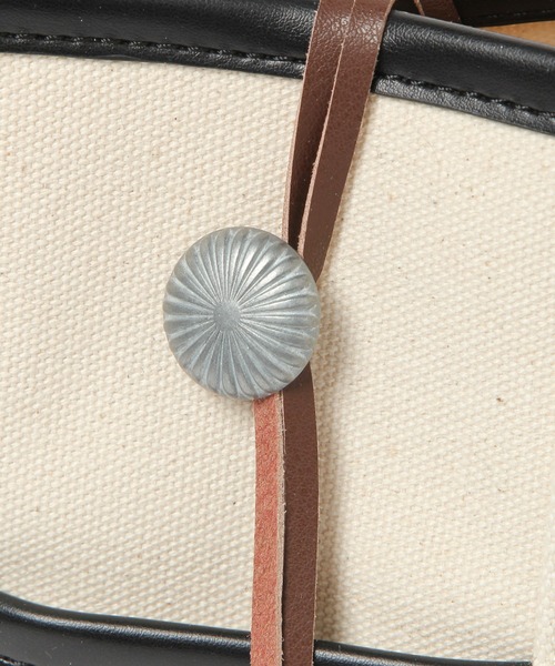 BAYFLOW(ベイフロー)の「ミニスクエアコンチョロゴトート-パイピング(トートバッグ・レディース・ブラック/ピンク/イエロー/ブルー/ライトグリーン/ラベンダー・FREE)」の15枚目の写真