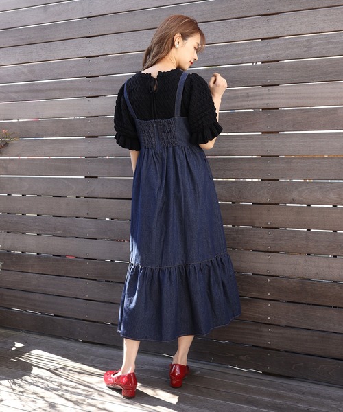 one after another NICE CLAUP（ワンアフターアナザーナイスクラップ）の「切替フリルデニムジャンパースカート（ジャンパースカート・レディース・ブラック/インディゴブルー/アイボリー・FREE）」の12枚目の写真